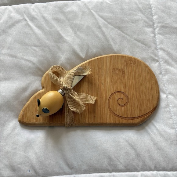 GANZ Other - NEW Ganz 100% Bamboo Wooden Mouse MCM Cheese Charcuterie Tray Board Knife